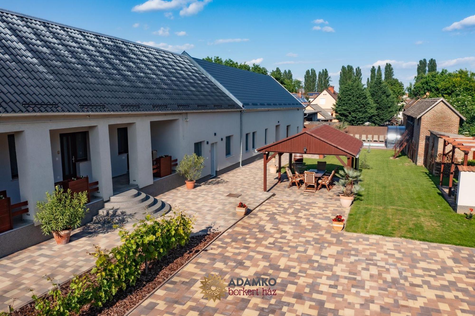 Bed and Breakfast Borkert Ház Villány Exterior foto